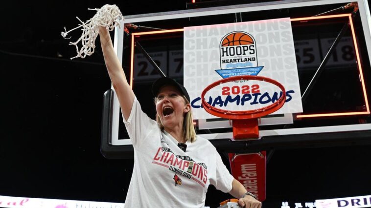 Gillespie Named to Kathy Delaney-Smith Mid-Major Coach of the Year Award Watch List