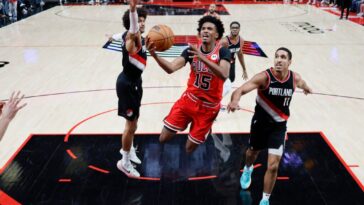 Bulls rookie Julian Phillips showcases development in career night against Blazers
