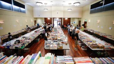 Friends of the Milpitas Library hold mini book sale