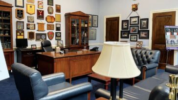 Witnesses take stand in CLU case