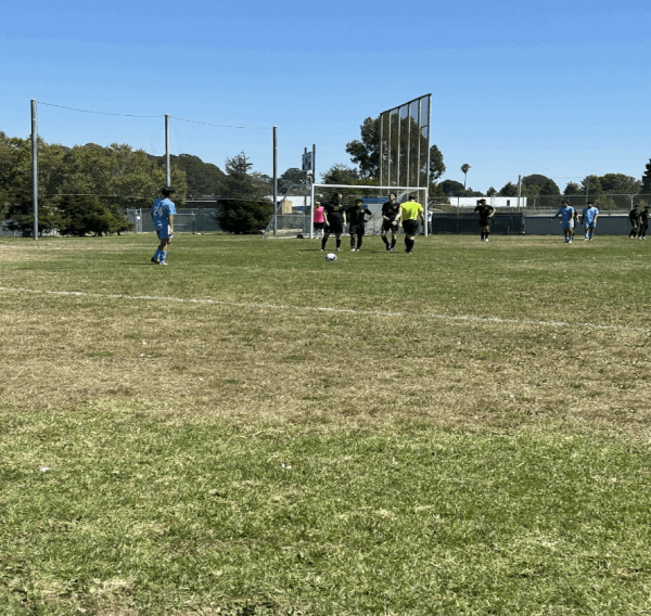 Comets men’s soccer team strikes hard with a big season opener win