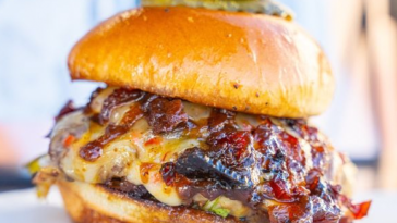 Rosemarie’s Burgers expands to Ocean Beach in former Whomp spot