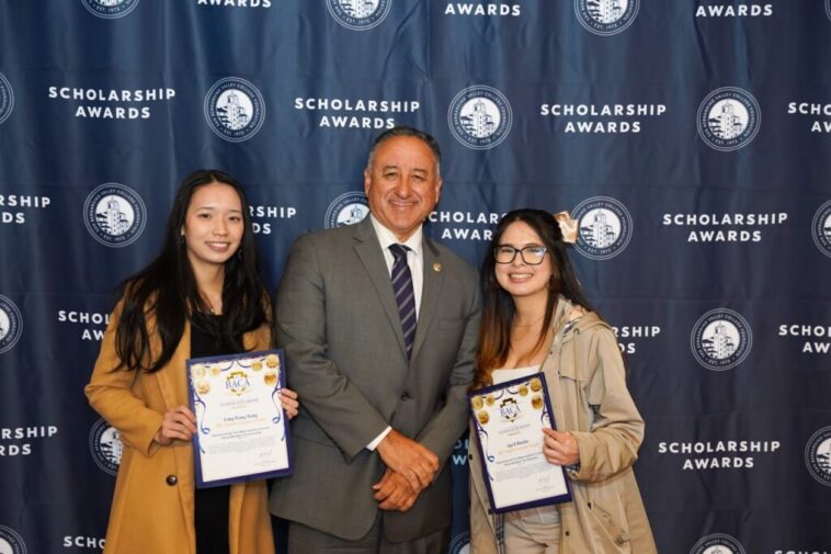 San Bernardino Valley College Awards Over 0,000 In Scholarships to Students at Annual Ceremony