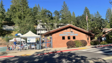Placerville Aquatic Center to face schedule change in July, families and staff disagree