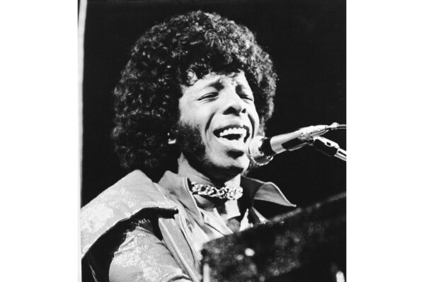 Sly Stone, leader of funk revolutionaries Sly and the Family Stone, dies at 82 Sly Stone, leader of funk revolutionaries Sly and the Family Stone, dies at 82