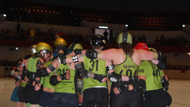 Shoves, blocks, jams, whips — Bay Area Derby rolls into a new season