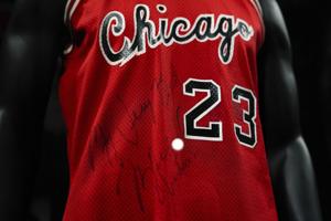 Bulls jersey that Michael Jordan wore in preseason as rookie auctioned for .215M