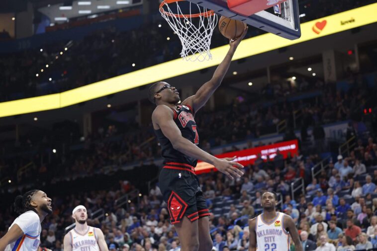 Bulls mailbag: Josh Giddey's worth, potential starting lineups and more