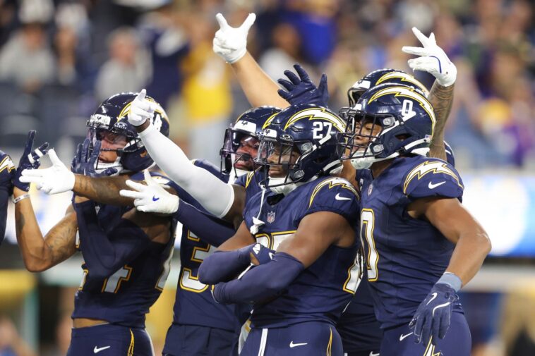 Chargers can’t afford a letdown against struggling Titans Chargers can’t afford a letdown against struggling Titans