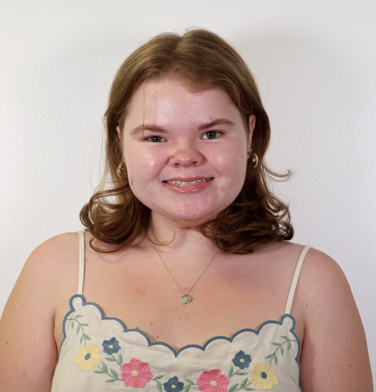 Blue Skies Ahead: Comfort Food, Knit for Minnesota, Puppetry | The Loyola Phoenix