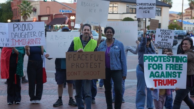 Redlands Protest Over Alex Pretti Killing Presses City Council to Ban ICE Use of Property