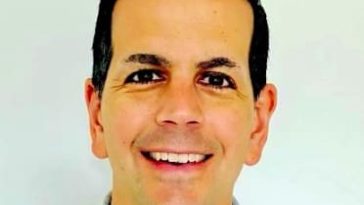 Abreu crushes another clutch HR as Venezuela upends USA for 1st Classic title