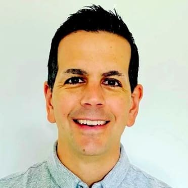 Abreu crushes another clutch HR as Venezuela upends USA for 1st Classic title